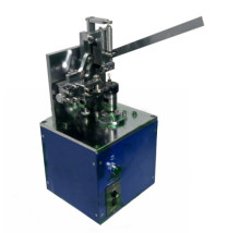 Small capacitor rolling groove sealing machine