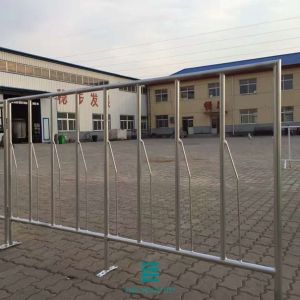Quality Galvanized Steel Wire Mesh Panels , Q235 Tube Cattle Feed Barriers for sale