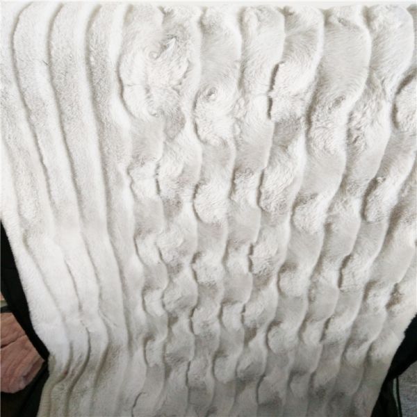 Density 250gsm Density Tricot Big Weight Cutting Strips PV Plush Fabric for Garments