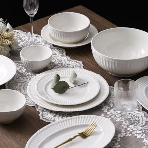 White Embossed Ceramic Dishware Set For Restaurants Hotels
