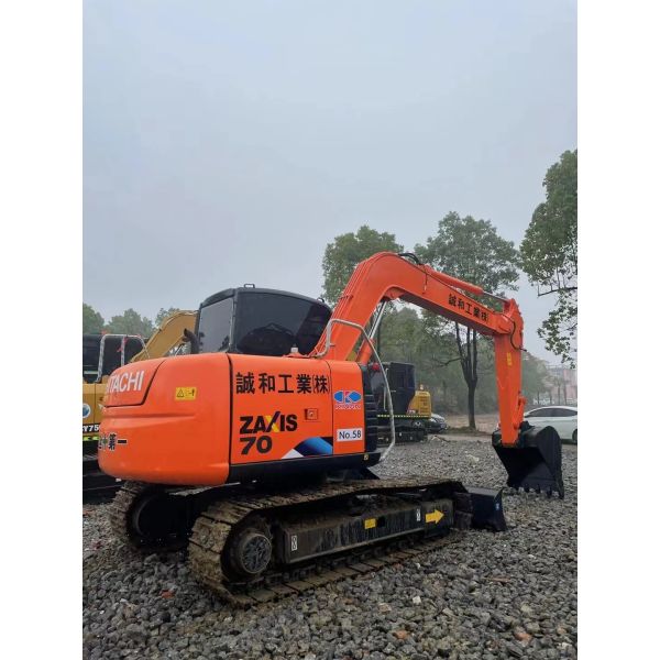Powerful Engine Power System Japanese Hitachi ZX70 Excavator