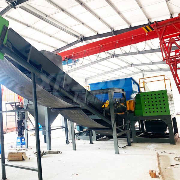 Xrido Double Shaft Waste Plastic Shredder 300-22000 Kg/hour Capacity