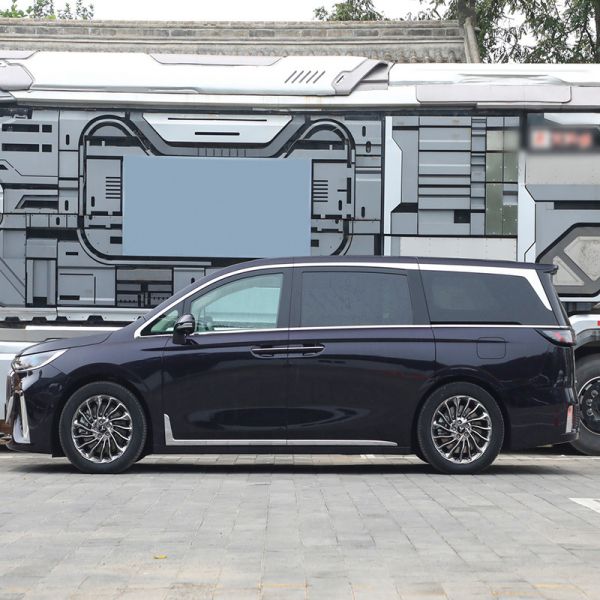 Luxury 5 Doors 7 Seats MPV Hybrid Electric Vehicle with Electromagnetic Braking System