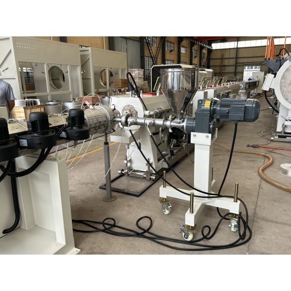 Multi Application PE Pipe Extrusion Machine Conduit Pipe Making Machine