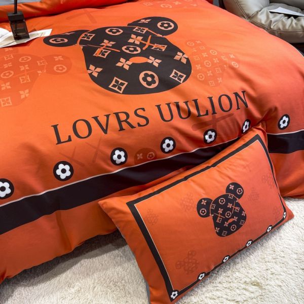 Cartoon Bear Luxury Violent Bear Bed Sheet Duvet Cover Designer Bedding Set Sustainable