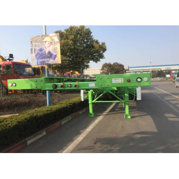 Normal Suspension Truck Mounted Crane With 3 Axles 40 Feet Container
