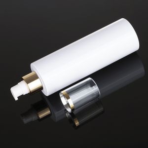 White plastic cosmetic hair mist alchohol packaging container continuous room