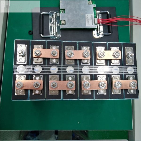 24V 30ah 50ah 12V Lithium Ion Battery Power Pack 100ah Waterproof For Solar System