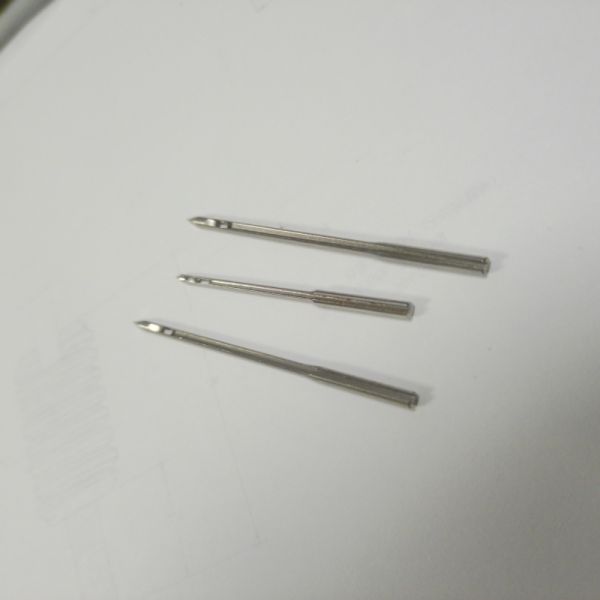 Leather Threading Needle Image 4