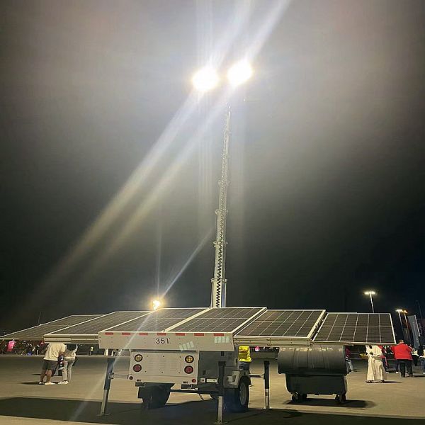 1305W Solar Powered Portable Light Towers LED Mobile Light Tower For Construction Sites