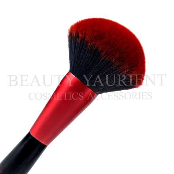Customizable Big Fluffy Powder Brush With Spray Gradient Ramp Plastic Handle