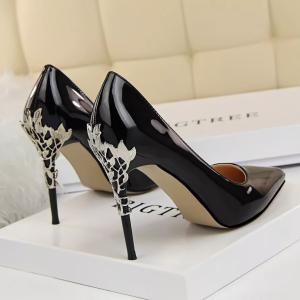 Quality Lady Shoes 0.8MM Shoe Upper Material PU for sale