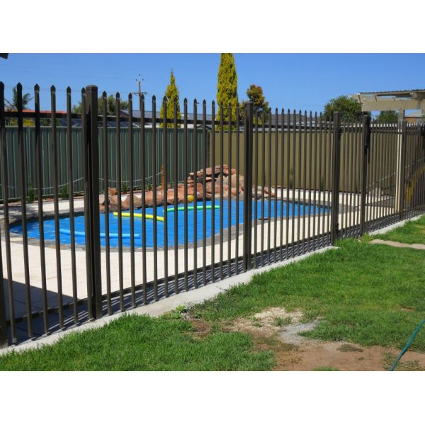 Spear Top Steel Tubular Fencing , 2100mm Height Two Rail Fencing