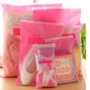 Quality Transparent PE Plastic Zipper Packaging Bags for Clothing for sale