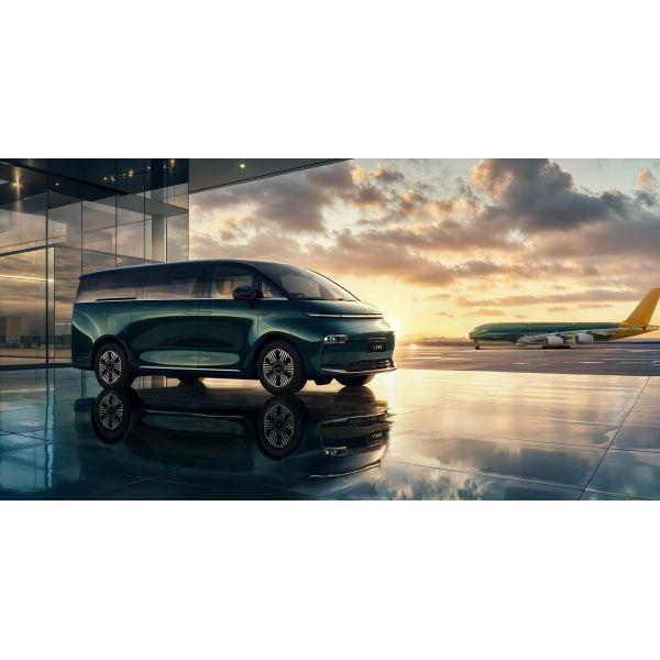 5-Door 6-Seater Body Structure 2024 LEVC L380 Pure Electric MPV with Length * Width * Height of 5316x1998x1940MM